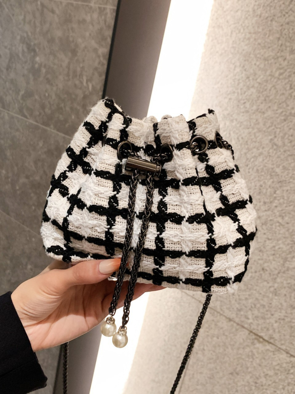 2025 nova ženska mini bucket torba s lančanim remenom, u vintage Chanel stilu