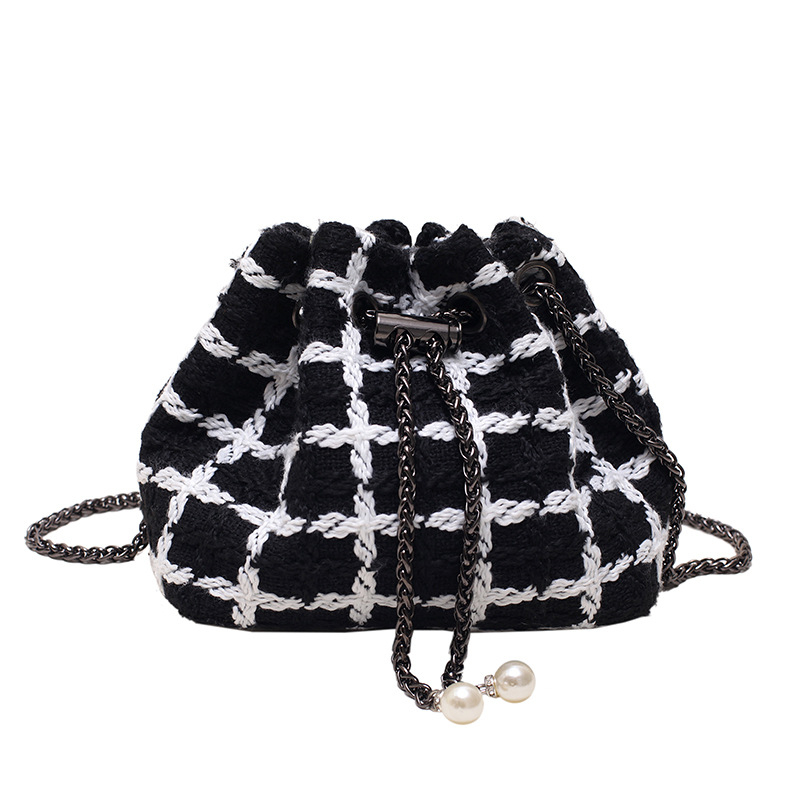 2025 nova ženska mini bucket torba s lančanim remenom, u vintage Chanel stilu