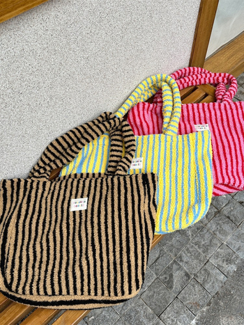Ženska pliš torba s točkama, srednje veličine, ulični stil, velika zapremina, otvoren vrh, poplin podstava