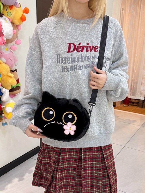 Ženska pliš torbica kružnog oblika s izvezenom mačkom, japanski stil, mala crossbody torba za svakodnevnu upotrebu, Proljeće 2025
