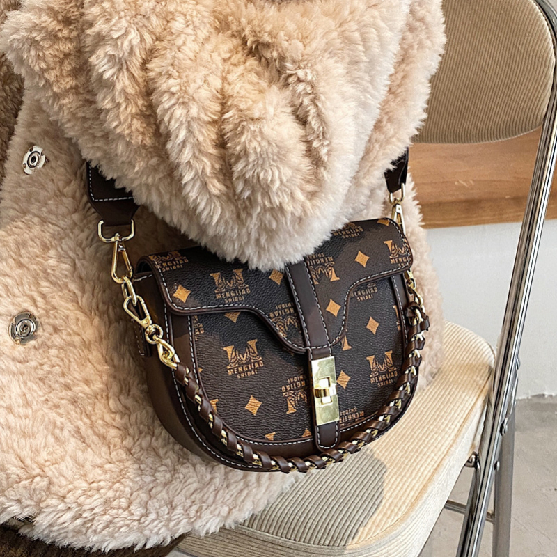 Ženska torba tipa sedla, mala torba, 2022 nova moda, torba za rameno, retro elegantan gradski stil, crossbody torba