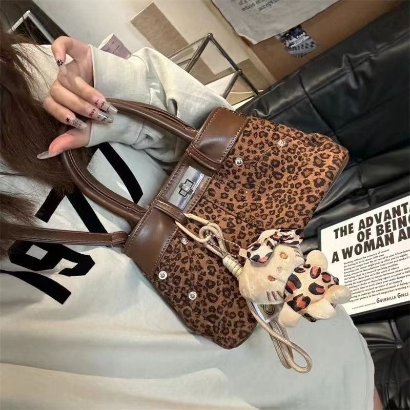 Grimas Ženska Kelly torbica s leopard printom — mala PU crossbody torbica s gornjom ručkom, gradski stil, jesen 2024