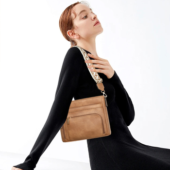 2025 nova retro crossbody torba velike kapacitete, široka naramenica, kvadratni oblik, više pretinaca, zatvarač, ženska torba 9805