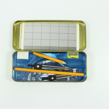 13-djelni školski set: kružilo, metalni matematički set, ravnalo i olovke
