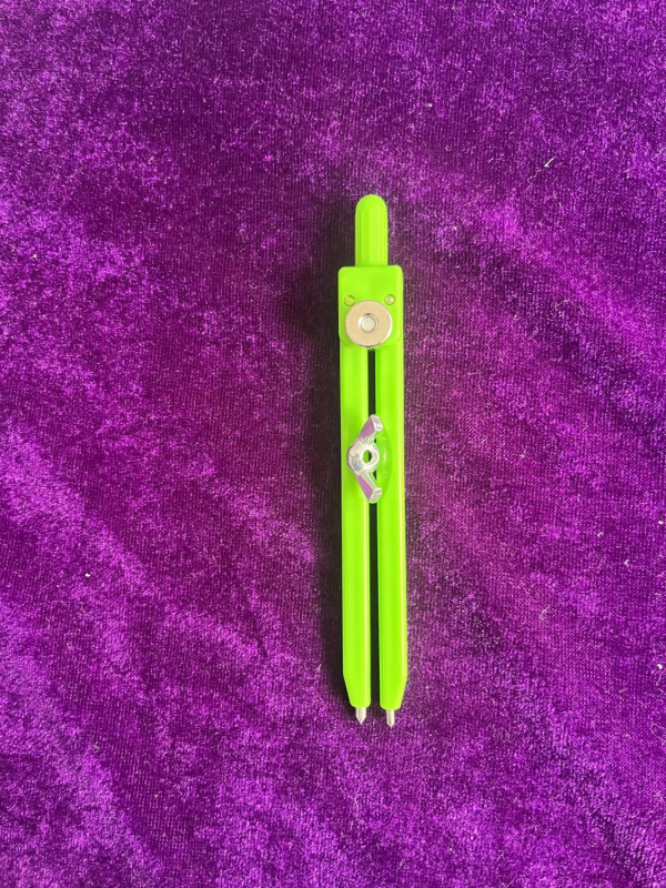 8H Kompas za slijepe — plastično didaktičko pomagalo za škole za slijepe