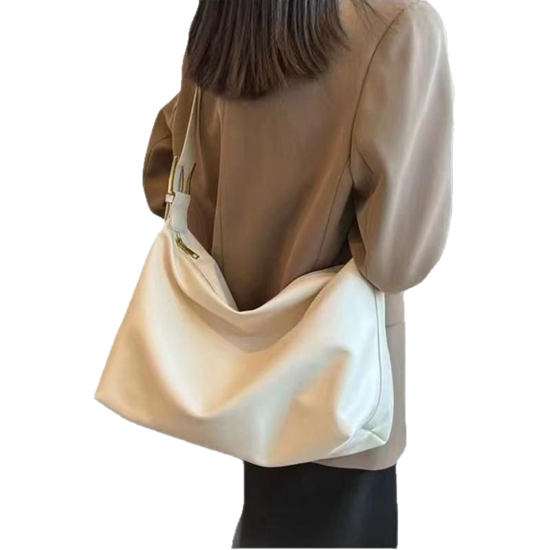 Mekana torba za rame velike kapacitete, pogodna za izlaske i nastavu, crossbody i torba za rame za žene