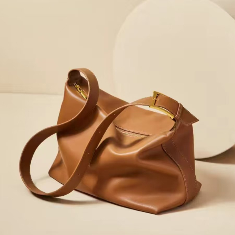 Mekana torba za rame velike kapacitete, pogodna za izlaske i nastavu, crossbody i torba za rame za žene