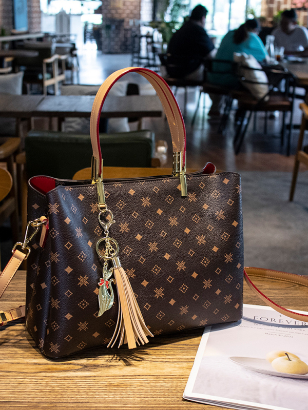 Ženska torbica od prave kože, crossbody bucket bag velikog kapaciteta, moderan stil
