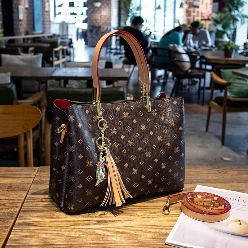 Ženska torbica od prave kože, crossbody bucket bag velikog kapaciteta, moderan stil