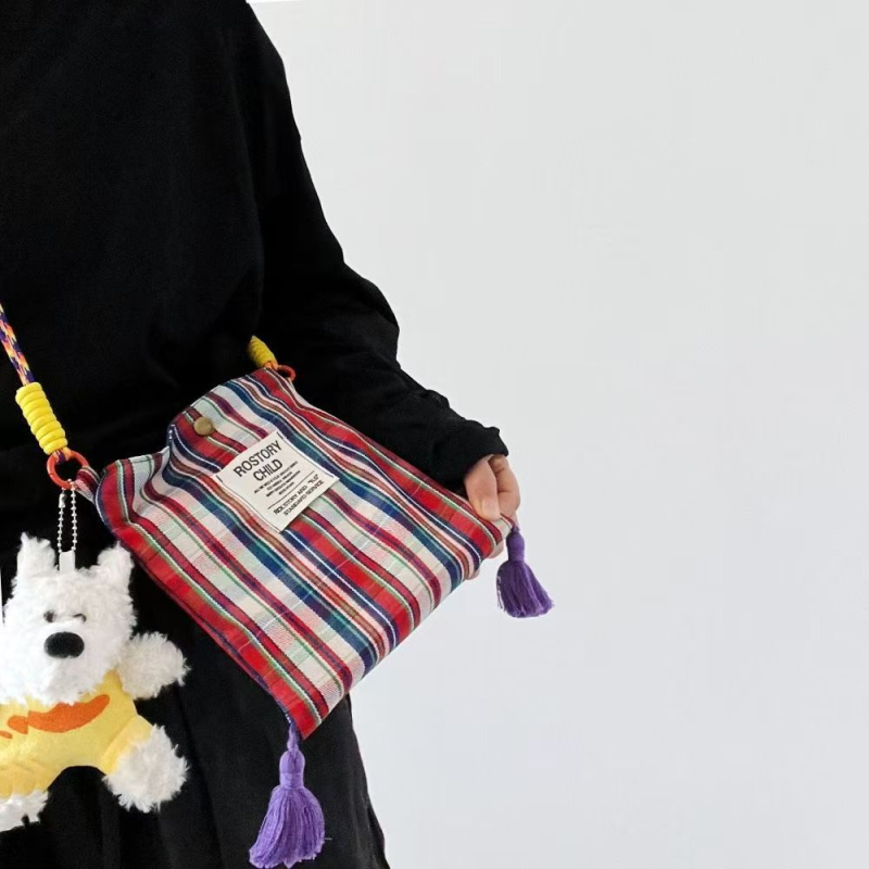 Niche 2026 karijčna torbica za mobitel, ženska crossbody torba od platna s resicama, Insta-stil uzorak