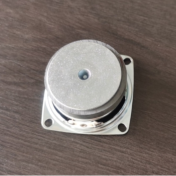 2-inčni kvadratni zvučnik, 53 mm, magnetski PU rub, 4 Ω 5 W