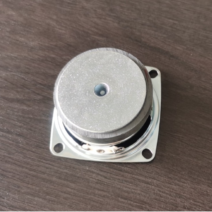 2-inčni kvadratni zvučnik, 53 mm, magnetski PU rub, 4 Ω 5 W