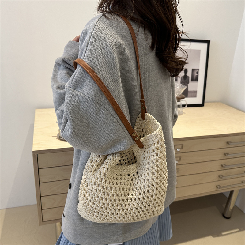 Ženska pletena torba tipa bucket, velika kapaciteta, ljetna casual crossbody torba za rame