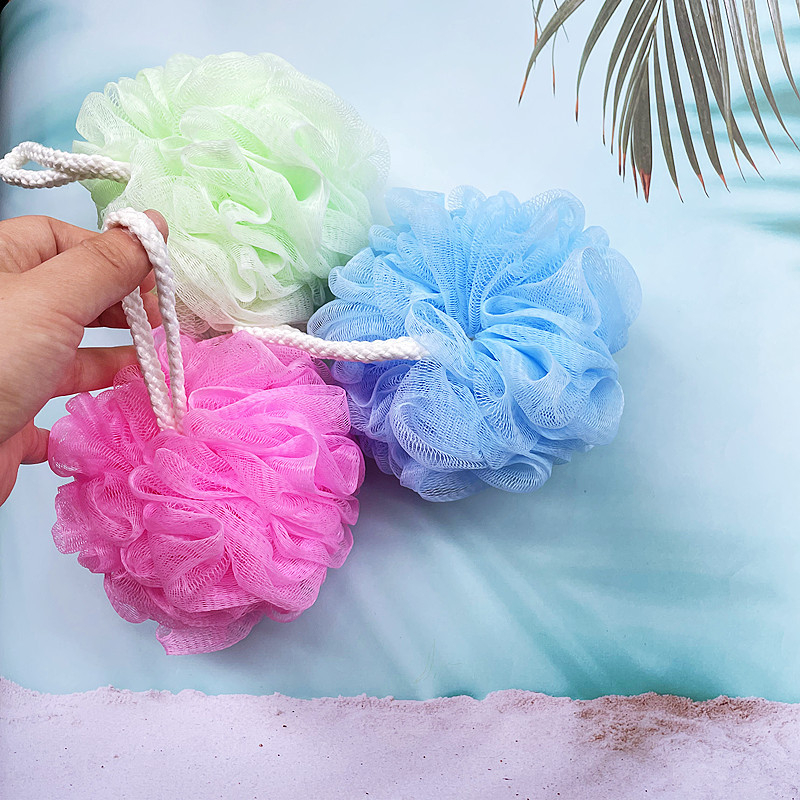 50 g bilă mare de baie, moale, cu spumă; floare de baie; scrub; curățător facial; gel de duș și șampon