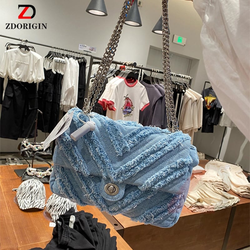 Ženska denim torbica s lancem i resicama, crossbody, mala kvadratna torbica, srednje veličine