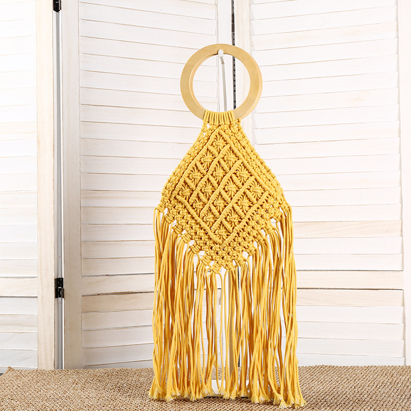 Boho crochet crossbody torba s drvenim prstenom i pamukovim koncem, ručno pletena