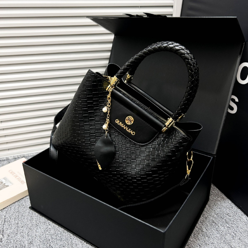 PU bucket torba za žene, srednja veličina, crossbody/ramena, velika zapremina, unutarnji džep sa zatvaračem i džep za prijenosno računalo, poliester podstava, horizontalni kvadratni oblik, jedan remen, svakodnevna upotreba