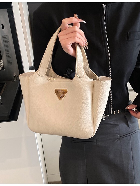 Vintage torba tipa kanta sa europsko‑američkim stilom, svestrana crossbody za žene, kompaktna i moderna, sa zatvaračem