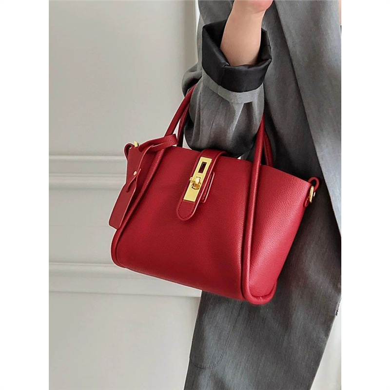 Crvena ženska torbica bucket bag, ručna, za žene, 2025 jesen-zima, velika kapaciteta, preko ramena