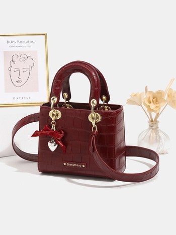 Crvena ženska torbica, 2025 novi stil Princess Diana, nosiva u ruci ili crossbody, moderna svakodnevna i svadbena torba