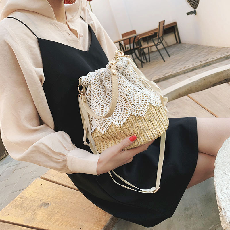 Ženska mala slamena torba s čipkastim pletenjem, bucket bag, preko ramena, korejskog stila