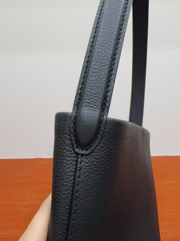 Row ženska Bucket torba, Tote torba velike kapacitete, kožna torba za rame, retro minimalistički stil za svakodnevnu upotrebu