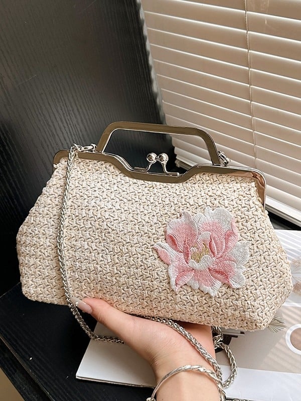 Mini pletena torbica od slame u kineskom stilu, ženska za rame ili crossbody, s lancem i zatvaračem, model 2025
