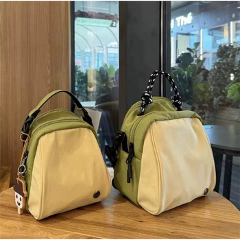 Nova torbica Su Xiaojin u obliku jajeta, mini crossbody s dizajnom boja-bloka i školjkastim stilom, s više pretinaca, za svakodnevnu upotrebu