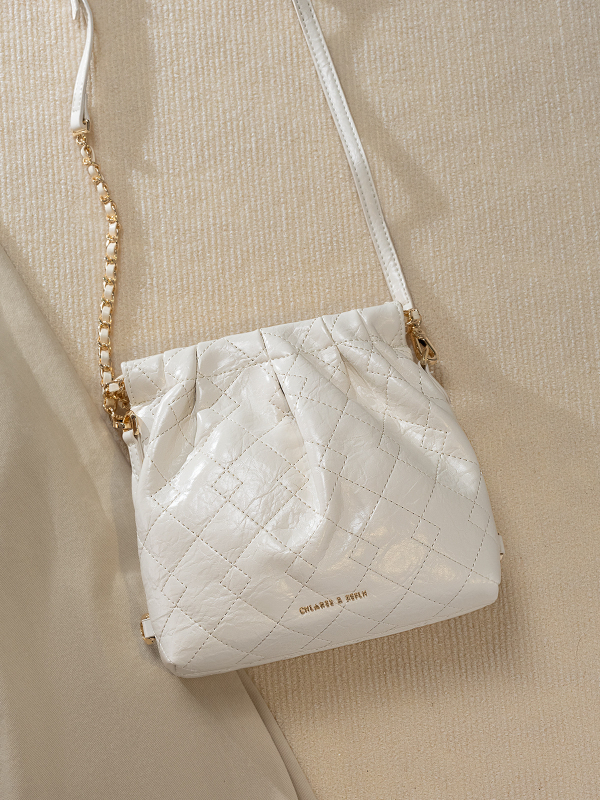 2026 novi stil plisirane hobos torbe velike kapacitete, lančani remen, stil vreće za smeće, preko ramena ili kao ruksak