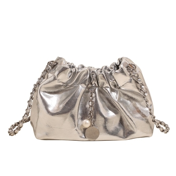 Ljetna luksuzna ženska crossbody torba s lancem, model 2024, srebrna bucket torba sa vezicom, dizajn oblaka