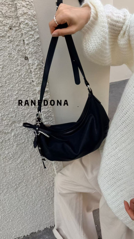Korejski inspirirana ženska torbica, oblik oblaka, dumpling stil, PU koža, velika veličina, za rame ili crossbody