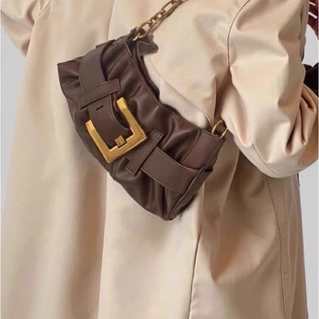Ženska torba s oblikom oblaka, boutique dizajn, crossbody s dvostrukim remenom, jesen 2025, teksturna kontrastna tekstura, retro street stil, srednja veličina