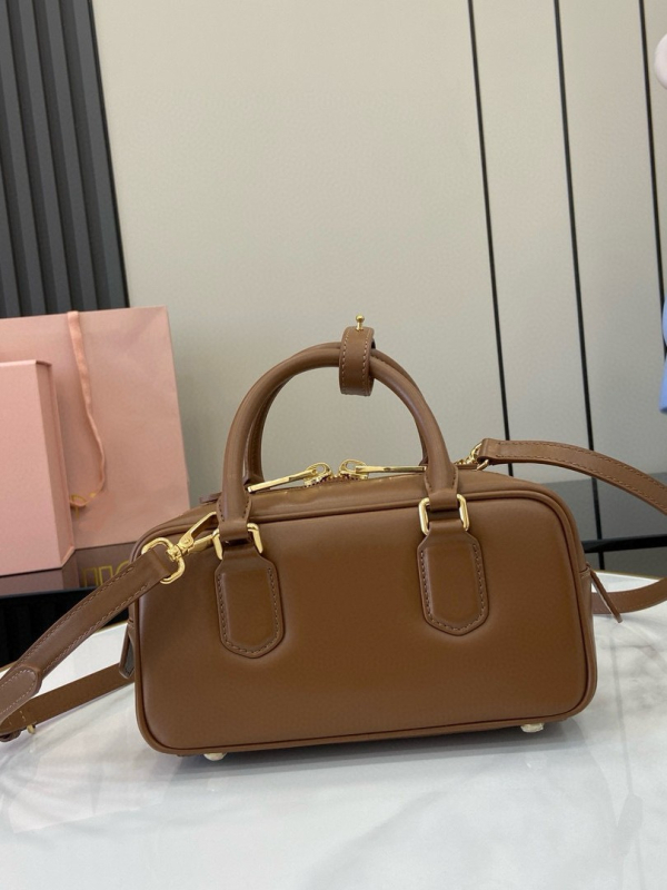 Independent Miu Miaojia retro bowling torba, mala kožna crossbody torba