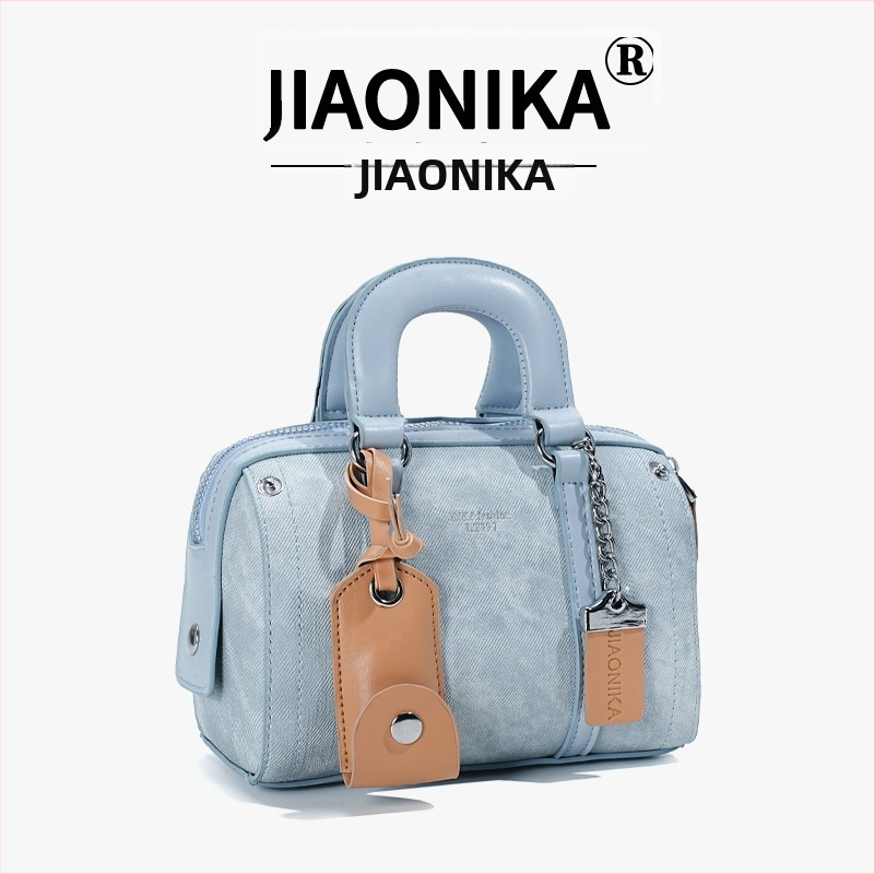 Ženska torba Boston, plave boje denim, novi model 2024, visoke kvalitete torba u obliku jastuka, ručno nošenje
