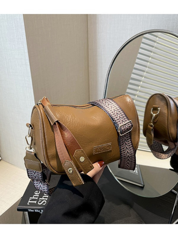 Boston torba za jesen-zimu 2025, retro stil, crossbody torba sa širokom remenu, mala ženska torba u obliku jastuka