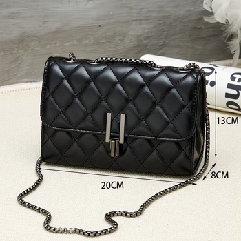 Torba u stilu Chanel, dijamantno šivanje, s lancem, mala crossbody torba za žene, 2023 model