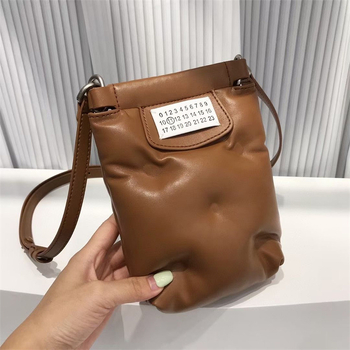 M6 Margiela mini ženska torbica od prave kože, crossbody s motivom oblaka, džep za mobitel, vertikalni kvadratni oblik, jesen 2023