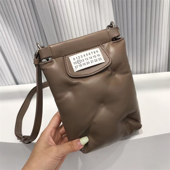 M6 Margiela mini ženska torbica od prave kože, crossbody s motivom oblaka, džep za mobitel, vertikalni kvadratni oblik, jesen 2023