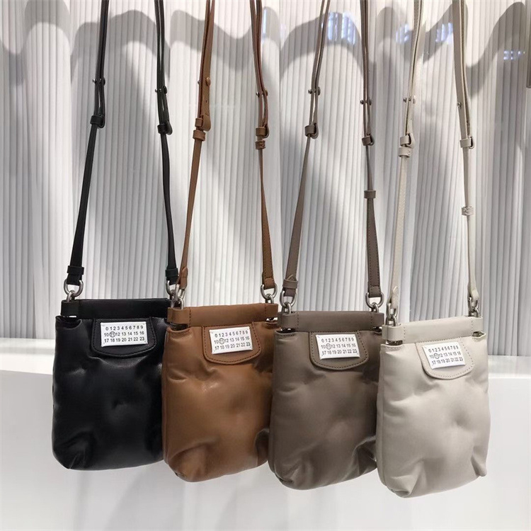 M6 Margiela mini ženska torbica od prave kože, crossbody s motivom oblaka, džep za mobitel, vertikalni kvadratni oblik, jesen 2023
