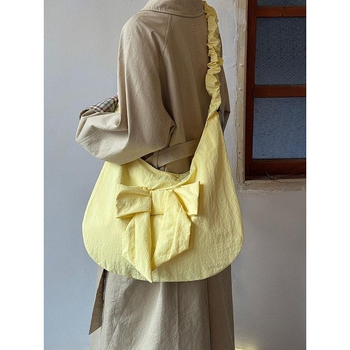 Ženska torbica u korejskom stilu s plisiranom zatvaranjem i šnira, velika kapaciteta, svakodnevna torba preko ramena ili kao crossbody