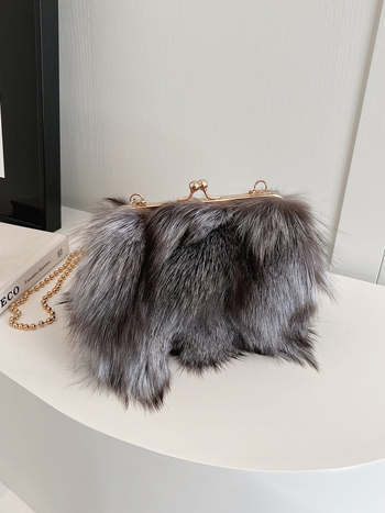 Ženska zimska torbica od pliša s akcentom lisje dlake, crossbody torba s magnetskim zatvaranjem, stil oblaka