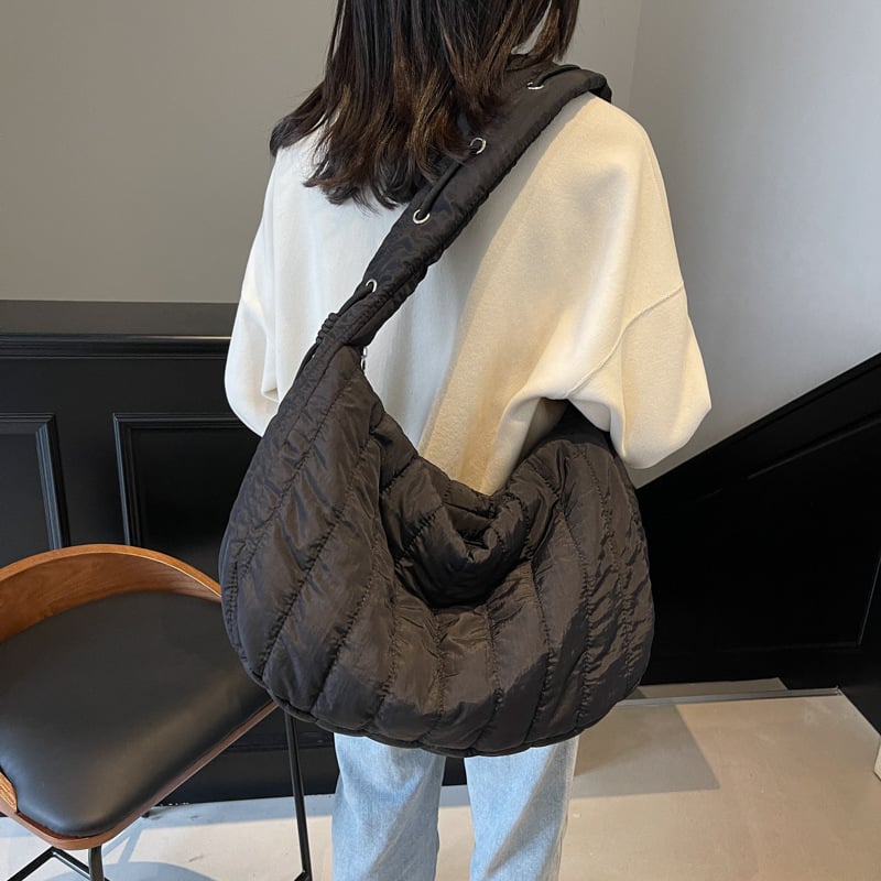 Torba u korejskom stilu s oblacnim dizajnom, oblikovana kao jastuk, crossbody torba