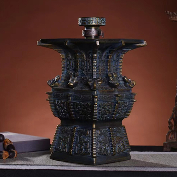 Vas ceramic pentru vin cu model retro de munți și râuri, sticlă goală decorativă pentru vitrină, recipient de vin sigilat pentru uz casnic