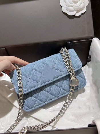 Xiangjia 2025 Denim torbica za ruž s motivom camellia, štepana, mini preko ramena
