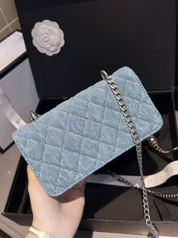 Xiangjia 2025 Denim torbica za ruž s motivom camellia, štepana, mini preko ramena