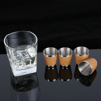 Set de carafe din oțel inoxidabil cu aspect lemn și accente din piele, cu decupaj în colțul din dreapta jos, portabil pentru exterior, personalizabil