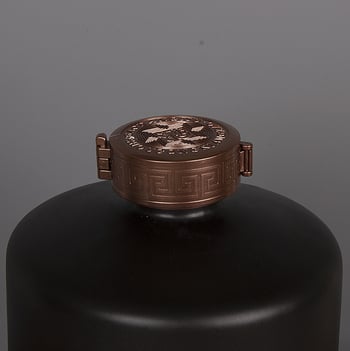 Recipient ceramic pentru vin, cu capac maro vintage și gură largă, potrivit pentru depozitare acasă și înmuierea vinului