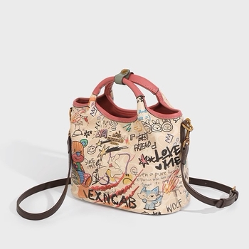 Ženska crossbody torba s graffiti otiskom, velika kapaciteta, model 2025