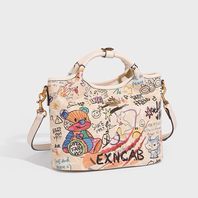 Ženska crossbody torba s graffiti otiskom, velika kapaciteta, model 2025