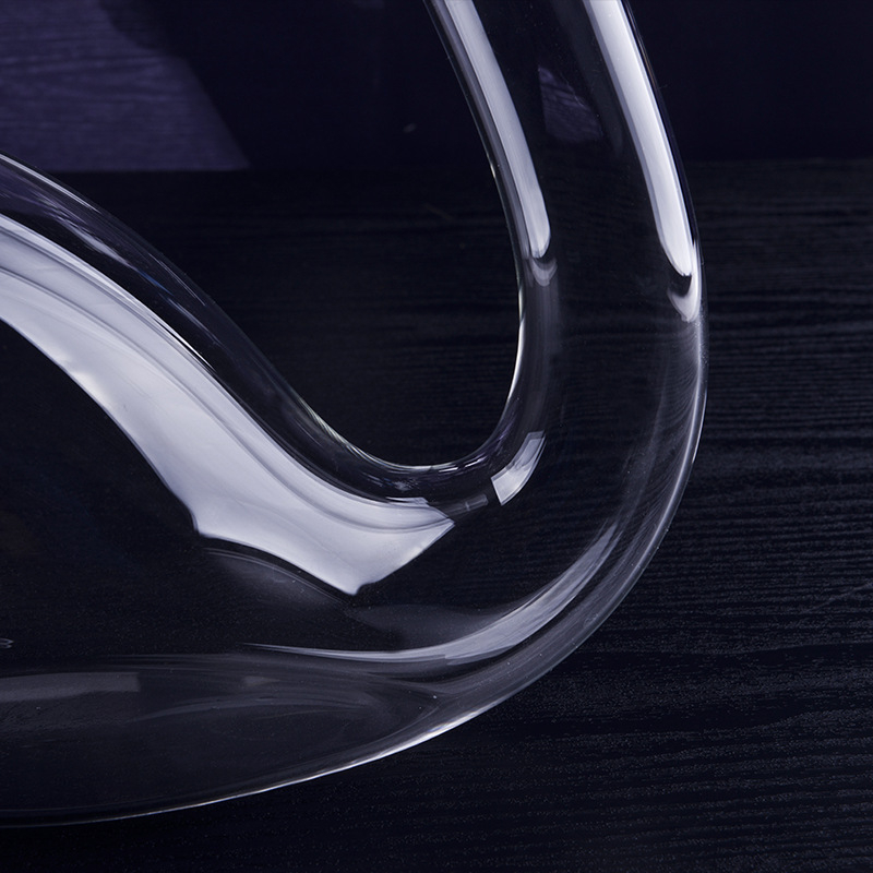 Aerator de vin rapid, design ușor luxos, lampă magică creativă — decantator din sticlă pentru vin roșu cu gură înclinată